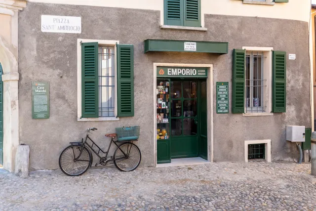 Casa ed Emporio Macchi