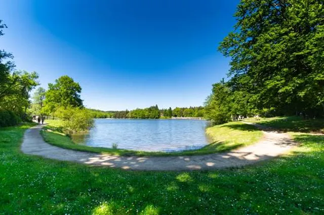 Base de Loisirs du Lac des Montagnès