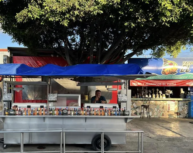 Tacos Y Mariscos El Paisa