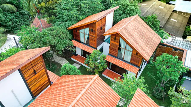 Baanrongmai Canal Front Cafe & Homestay