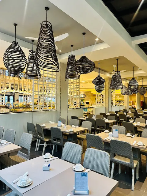 Sea Breeze at Hennan Regency