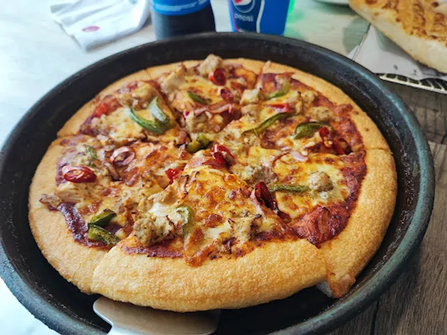 Pizza Hut | Kalamassery, Kochi