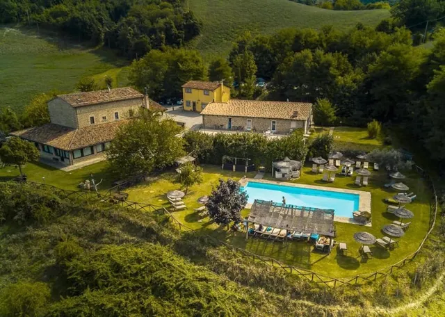 Agriturismo Acero Rosso