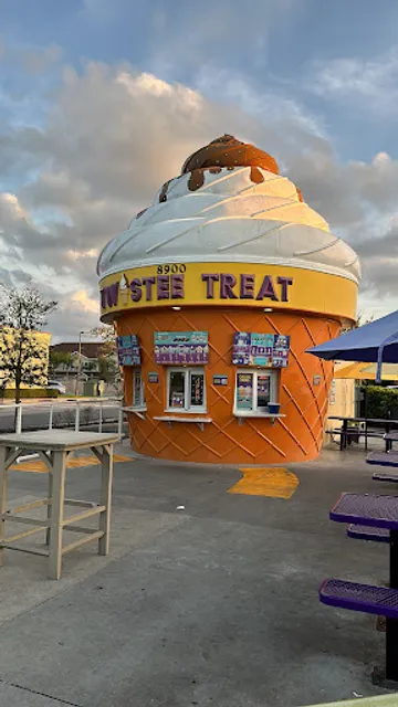 Twistee Treat Westside