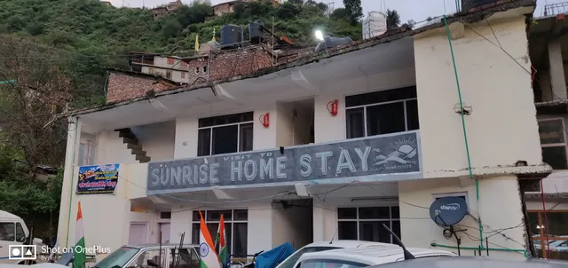 Sunrise Home Stay