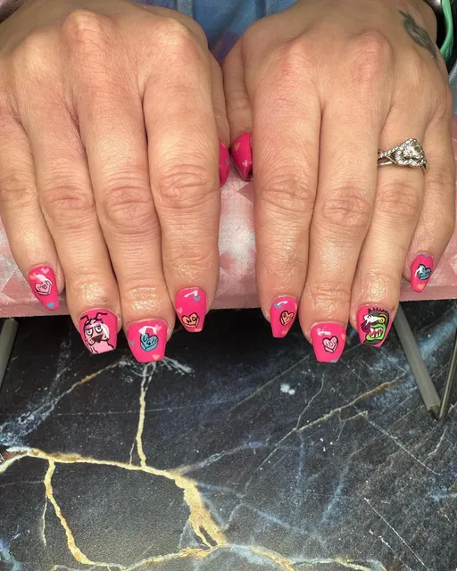 Edge Nail Studio LLC