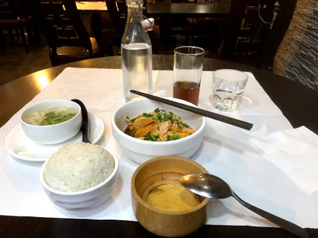 Pont De Sichuan 蜀味 (SuperMian)