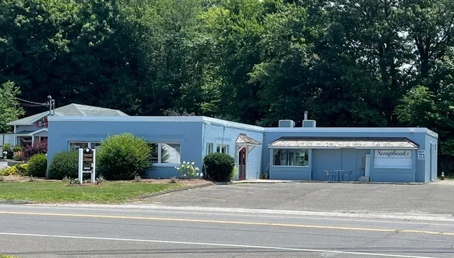 Papercraft Clubhouse