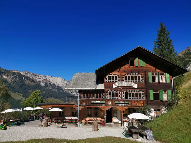 Hotel Waldrand-Pochtenalp