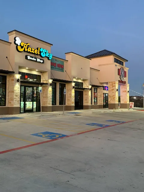 Hazel Sky Smoke & Vape #13 Evans