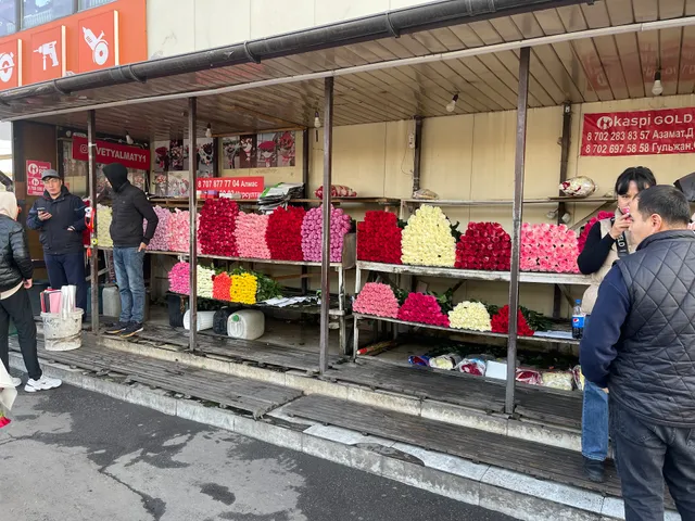 Tastak Stroitel'nyy Rynok