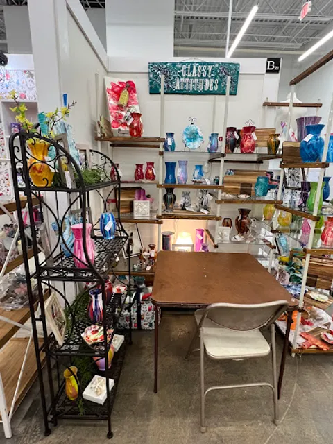 Painted Tree Boutiques