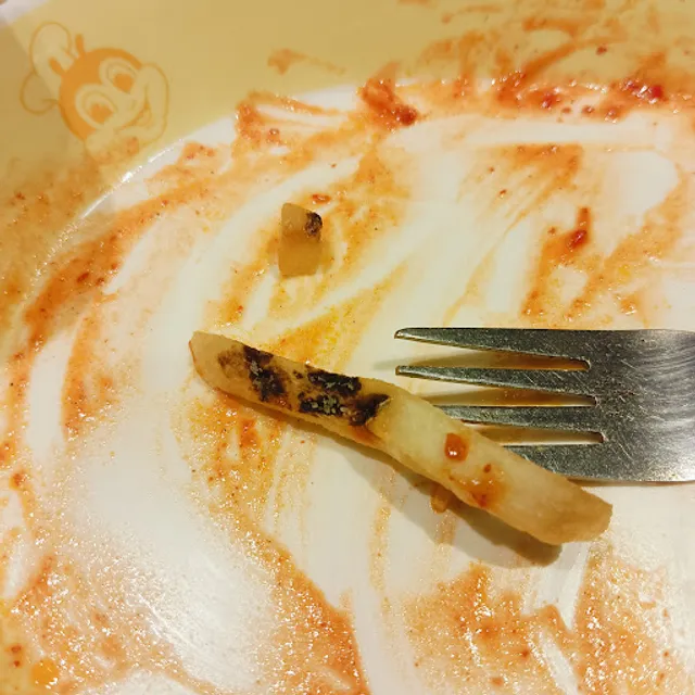 Jollibee - Vicas Camarin