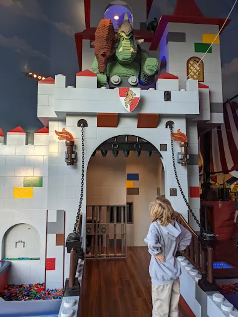 LEGOLAND California Hotel LEGO Gift Shop