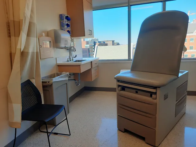 Skip Viragh Outpatient Cancer Center at Johns Hopkins