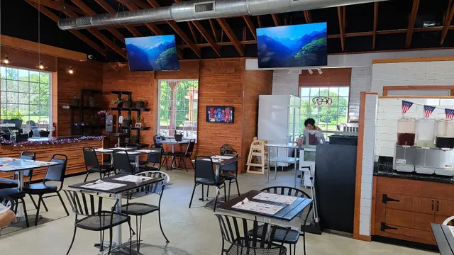 The Marketplace at Wesselhof Farms