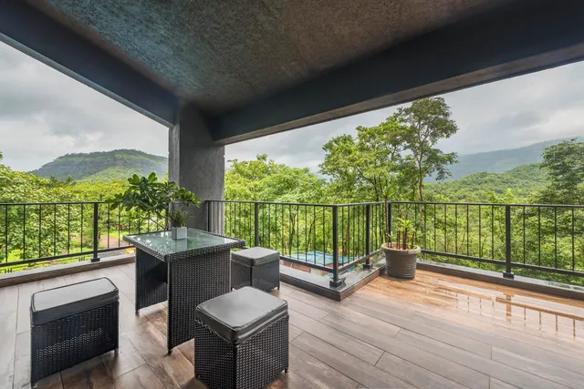 SaffronStays Earl Grey