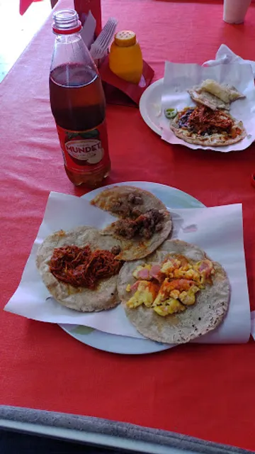 Antojitos Lupita