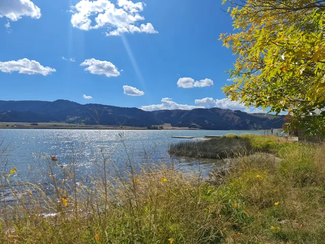 Oregon Trail Park and Marina