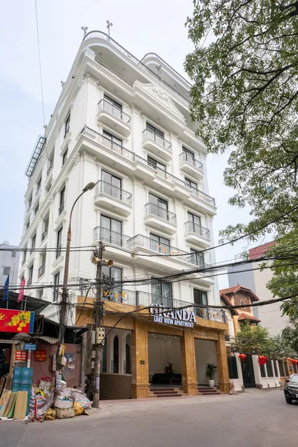 Granda Lake View Hotel & Apartment