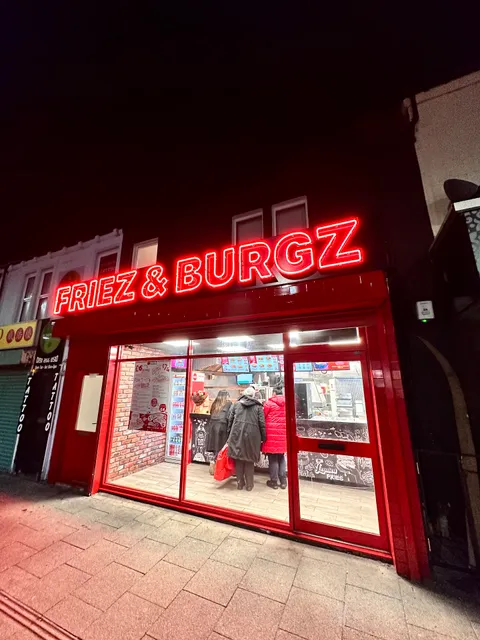 Friez & Burgz | Forest Hall