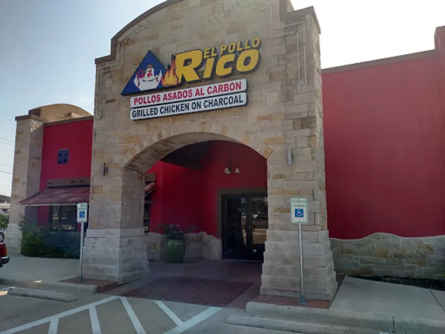 El Pollo Rico