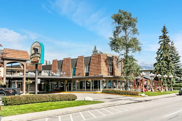 Maligne Lodge