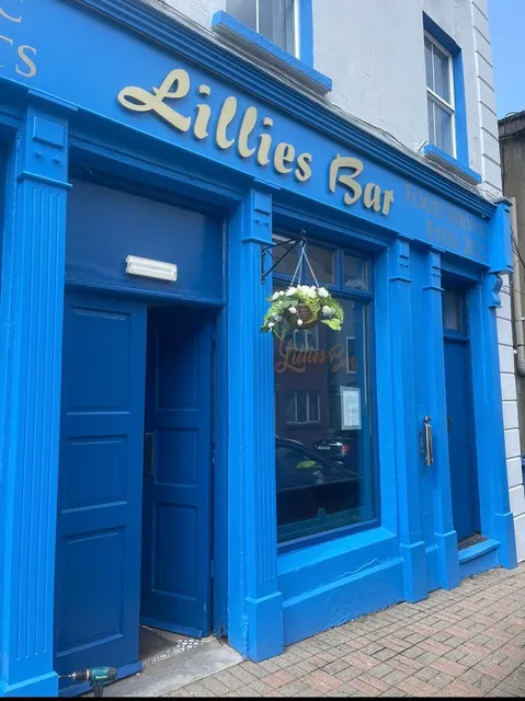 Lillies Bar