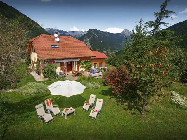 Chalet Les Roses des Alpes - OVO Network