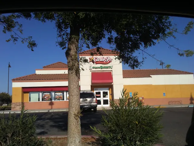Carl’s Jr.