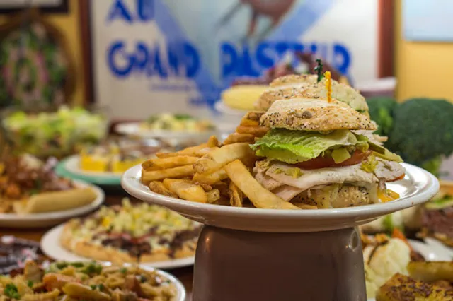 Pinocchio's Bar & Grill