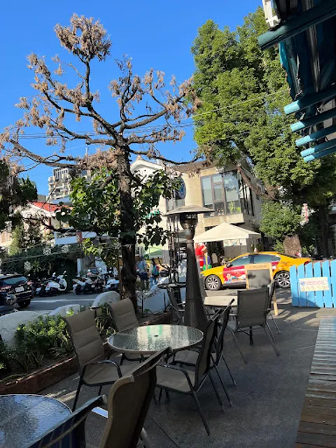 UZO Mediterranean Bar & Grill