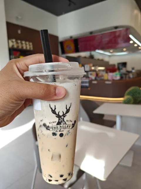 The Alley Tea - Café - Life