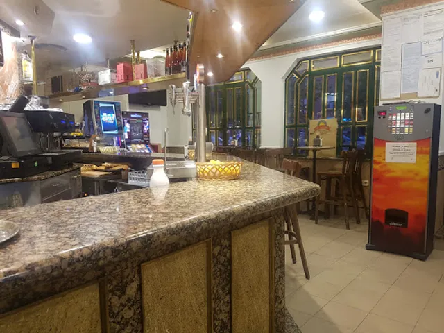Cafetería Restaurante La Santiña