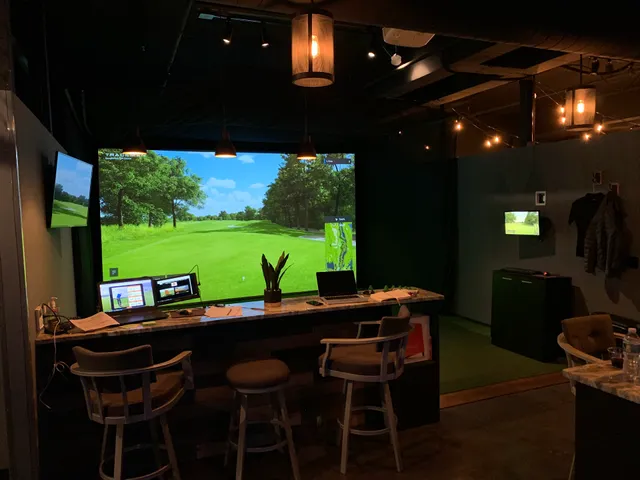 Swing Loose Indoor Golf