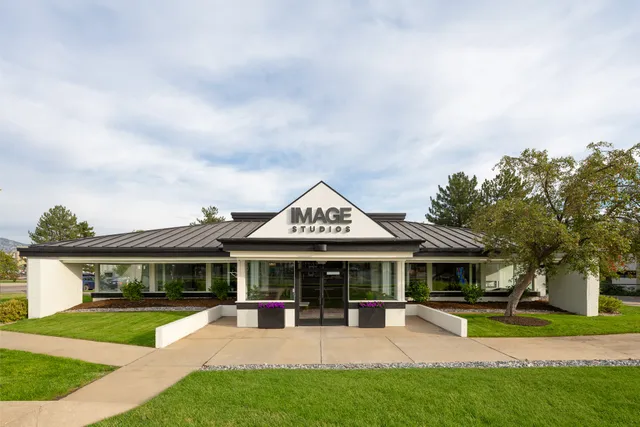 Aqua and Aloe Esthetics