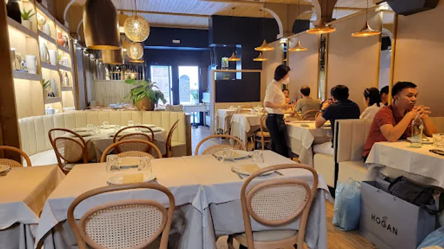 Tien Tsin Chinese Restaurant