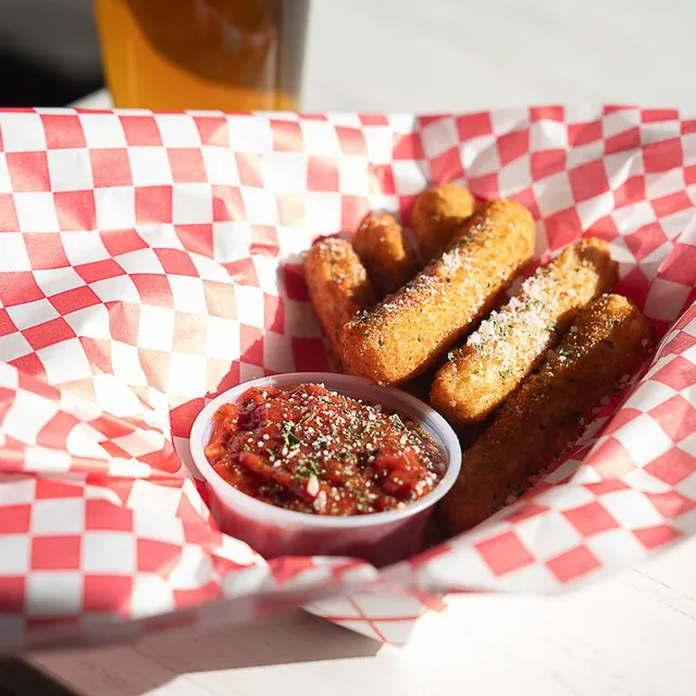 Alberta’s Pizza Kitchen