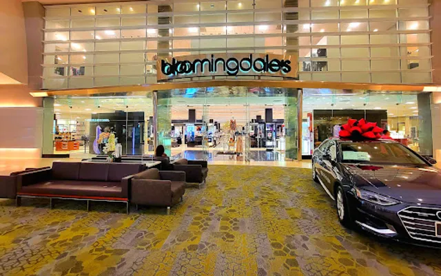 Bloomingdale's
