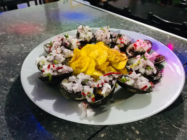 Los 90'S F&G RESTOBAR