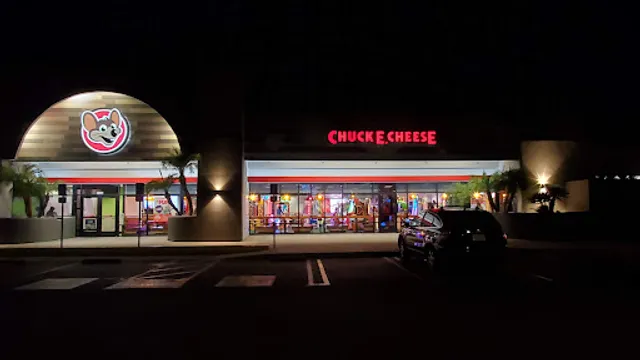 Chuck E. Cheese