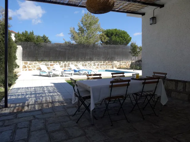 Casa Rural Mirando a la Peña "Grupo Mirando a Gredos"