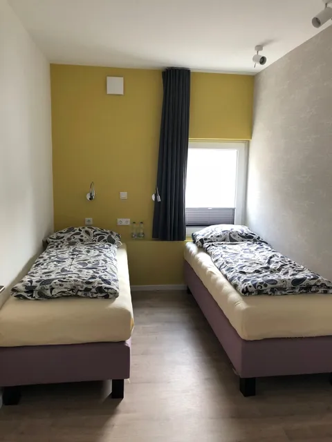 Apartment Köln Ensen