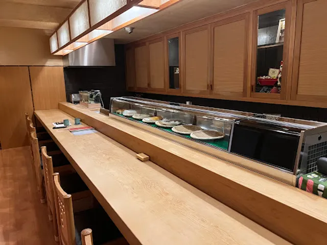 鮨席初瀬（スシセキハセ）