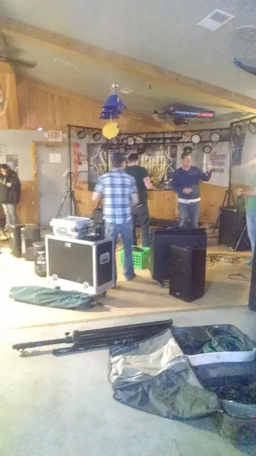 Windmill Bar & Lounge