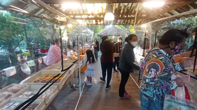 Bamboo Saturday Market (Nana Jungle)