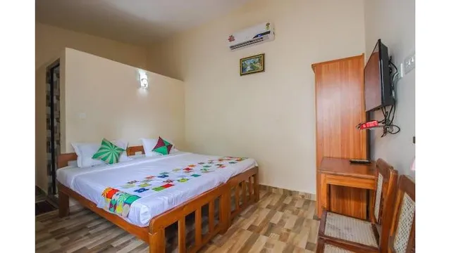 OYO 15472 Martinet Studio