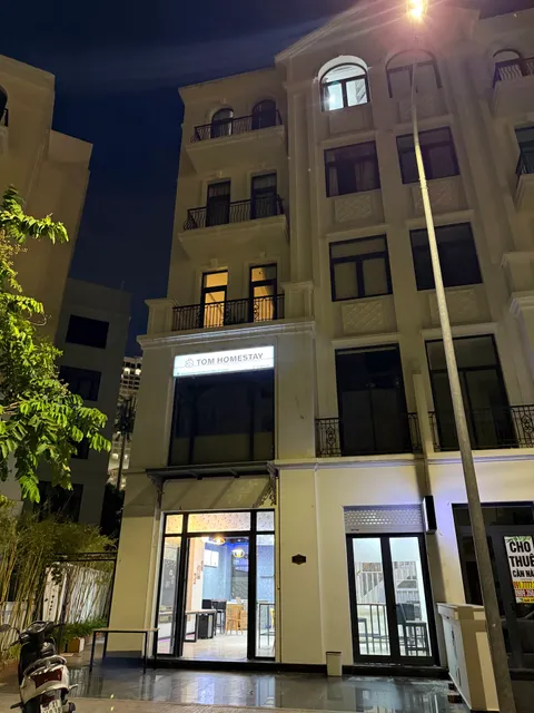Tom Homestay - Vinhomes Grand Park