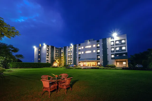 Treehouse Morina Hotel