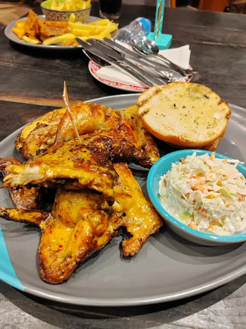 Nando's @ Pearl Point